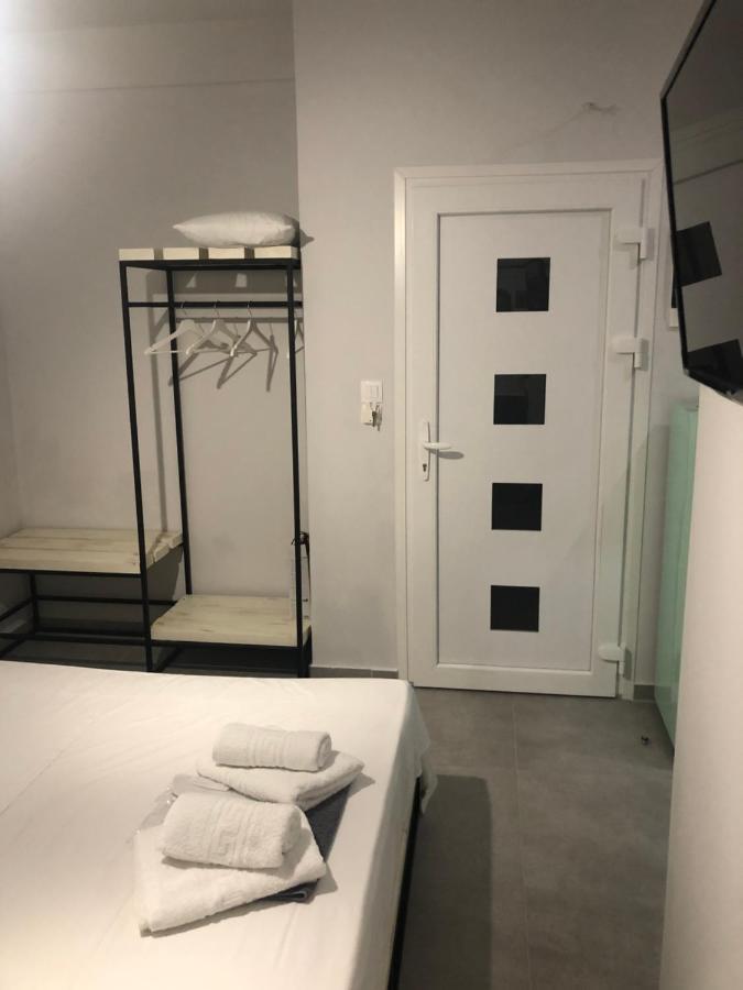 Black In Square Flats Appartement Pefkochori Buitenkant foto
